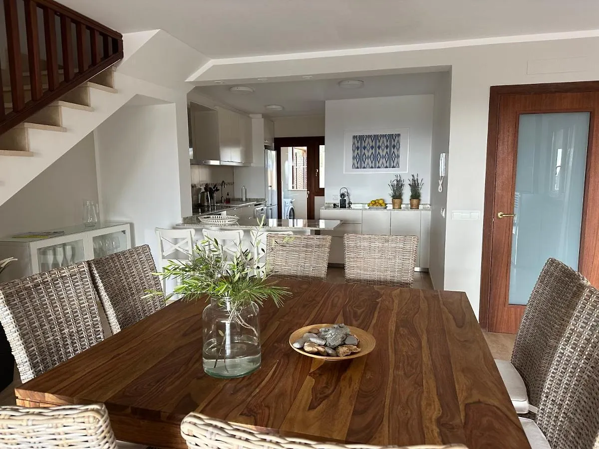 펜션 칼라 피 Casa Mirador - Bonita Casa Pareada 빌라 스페인